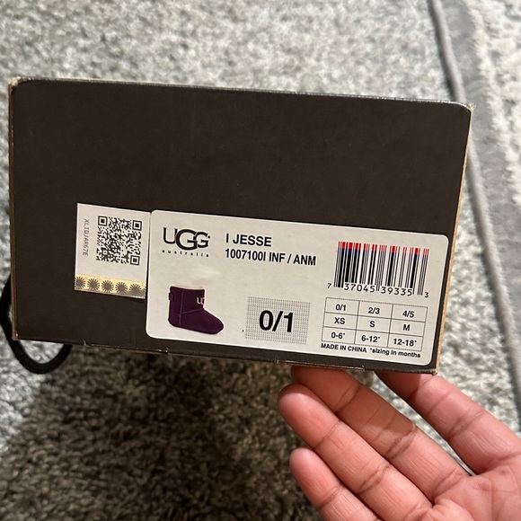 💜UGG Plum Infant Booties💜 - Picture 9 of 11